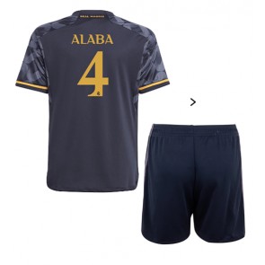 Real Madrid David Alaba #4 Dětské Venkovní dres komplet 2023-24 Krátký Rukáv (+ trenýrky)